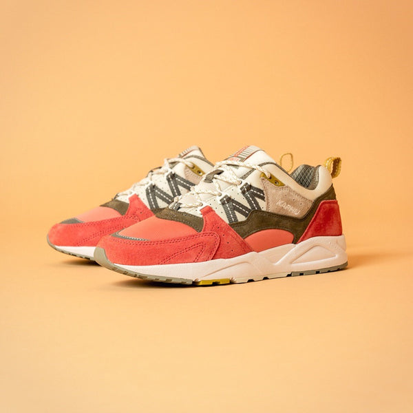 Karhu ‘The Month of the Pearl’ Pack
