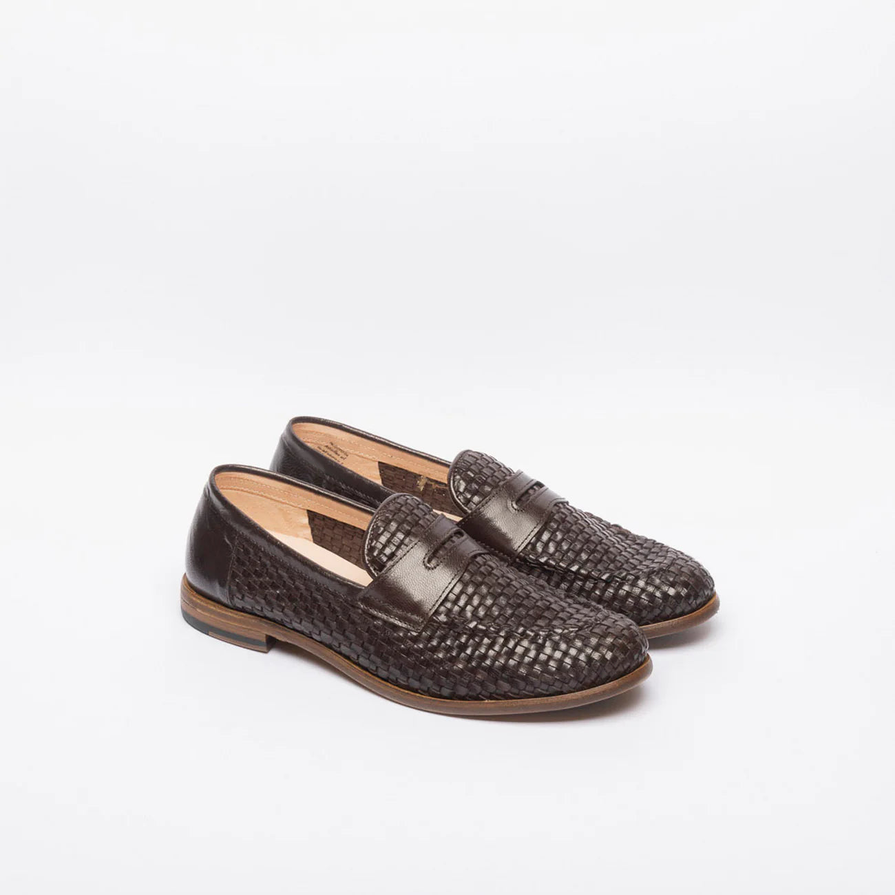 ASTORFLEX Auraflex Woven Loafer in Ebony Brown