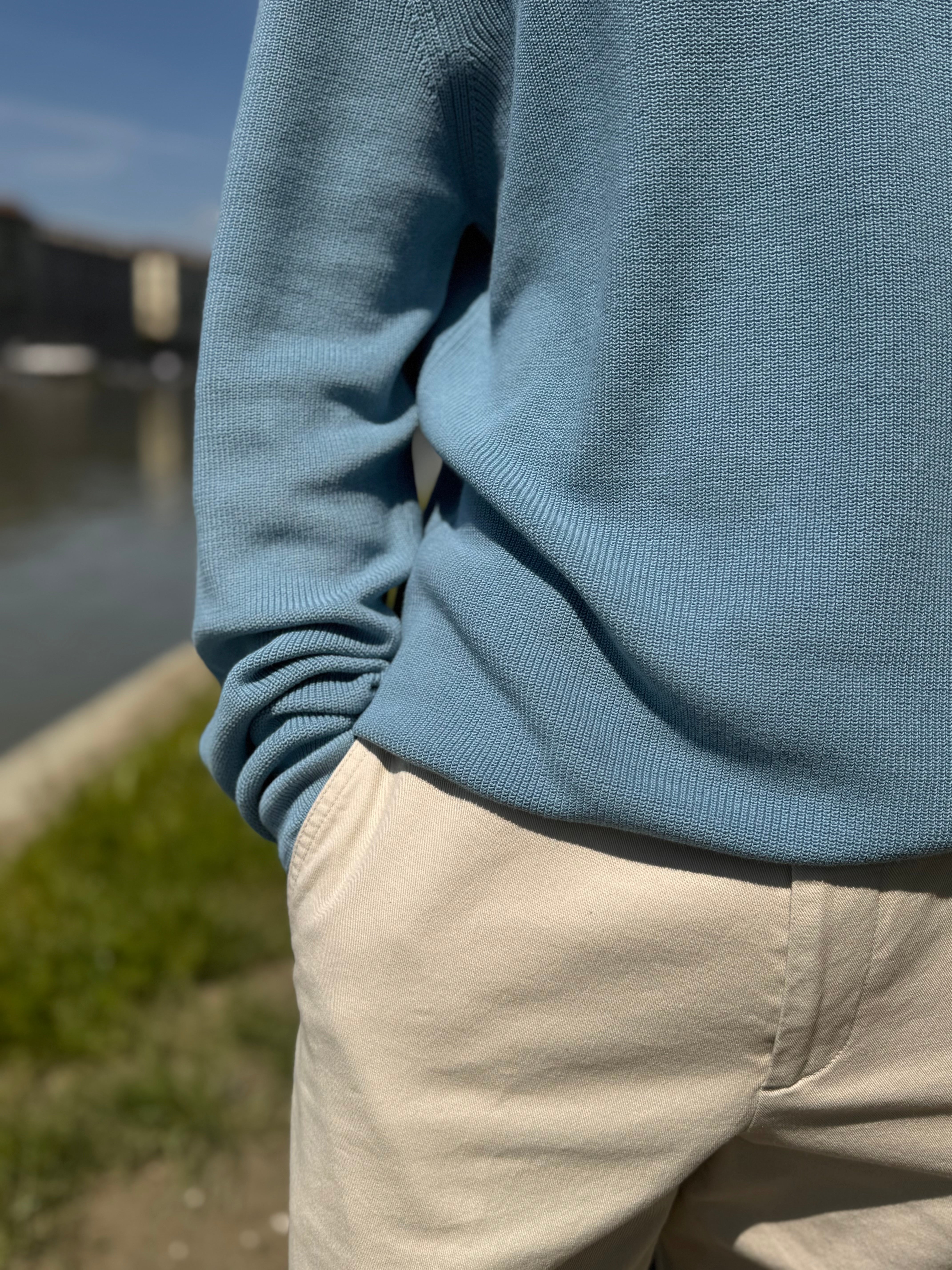 Pull ras du cou en coton italien FRESH René bleu bébé