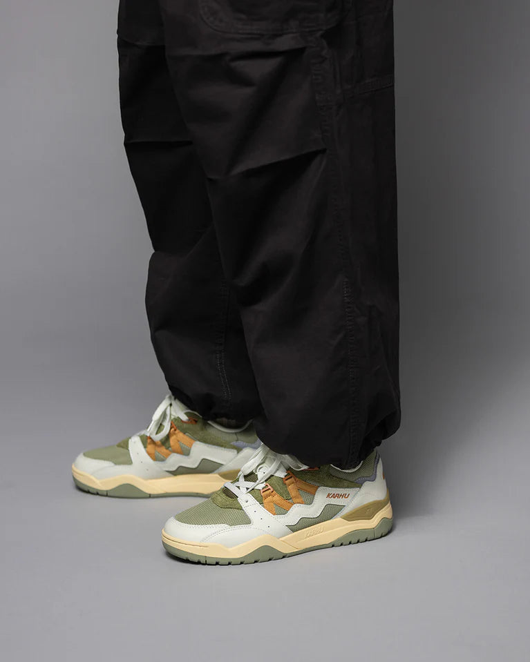 KARHU Fusion XT Icicle Oak Buff