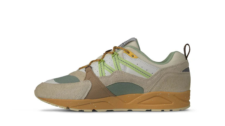 KARHU Fusion 2.0 x MÖLKKY Turtledove Shadow Lime