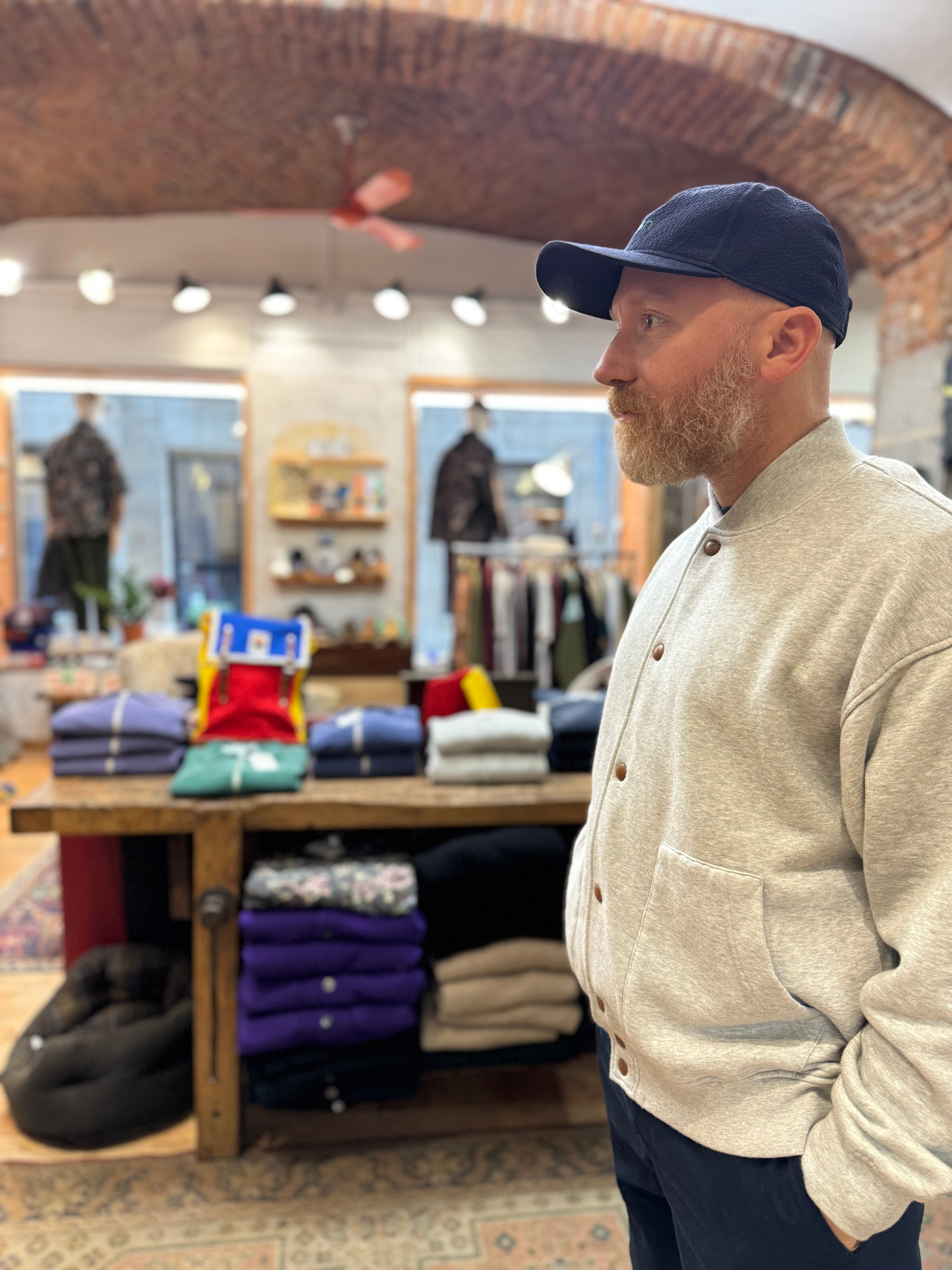 FRESH Harvard Bomber Sweatshirt in Grey