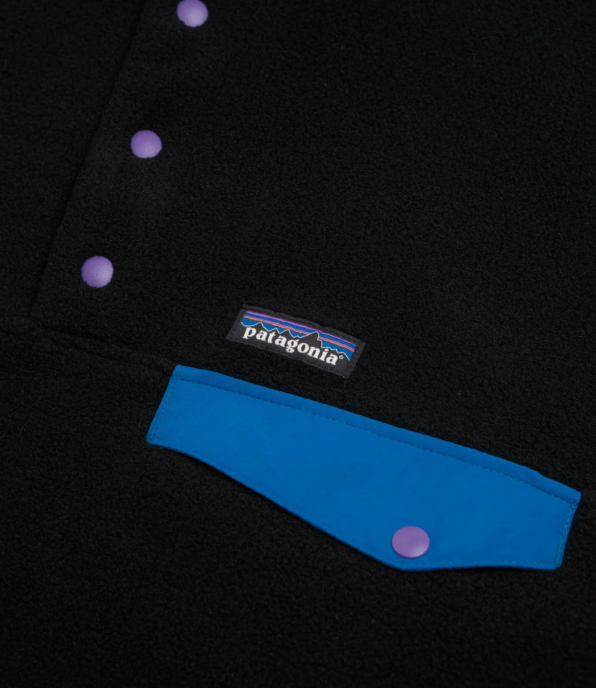 PATAGONIA Men's Lightweight Synchilla® Snap-T® Fleece Pullover Black w/P6 Blue