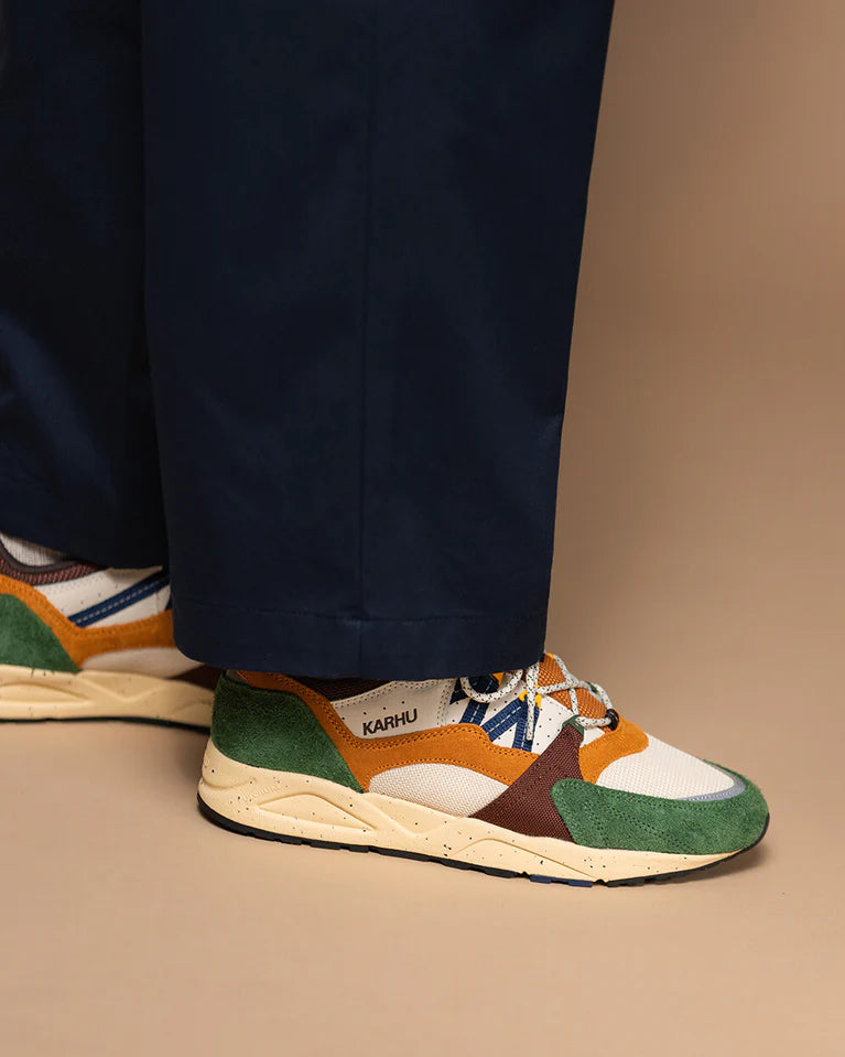 KARHU Fusion 2.0 Douglas Fir Navy Peony