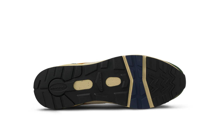 KARHU Fusion 2.0 Douglas Fir Navy Peony