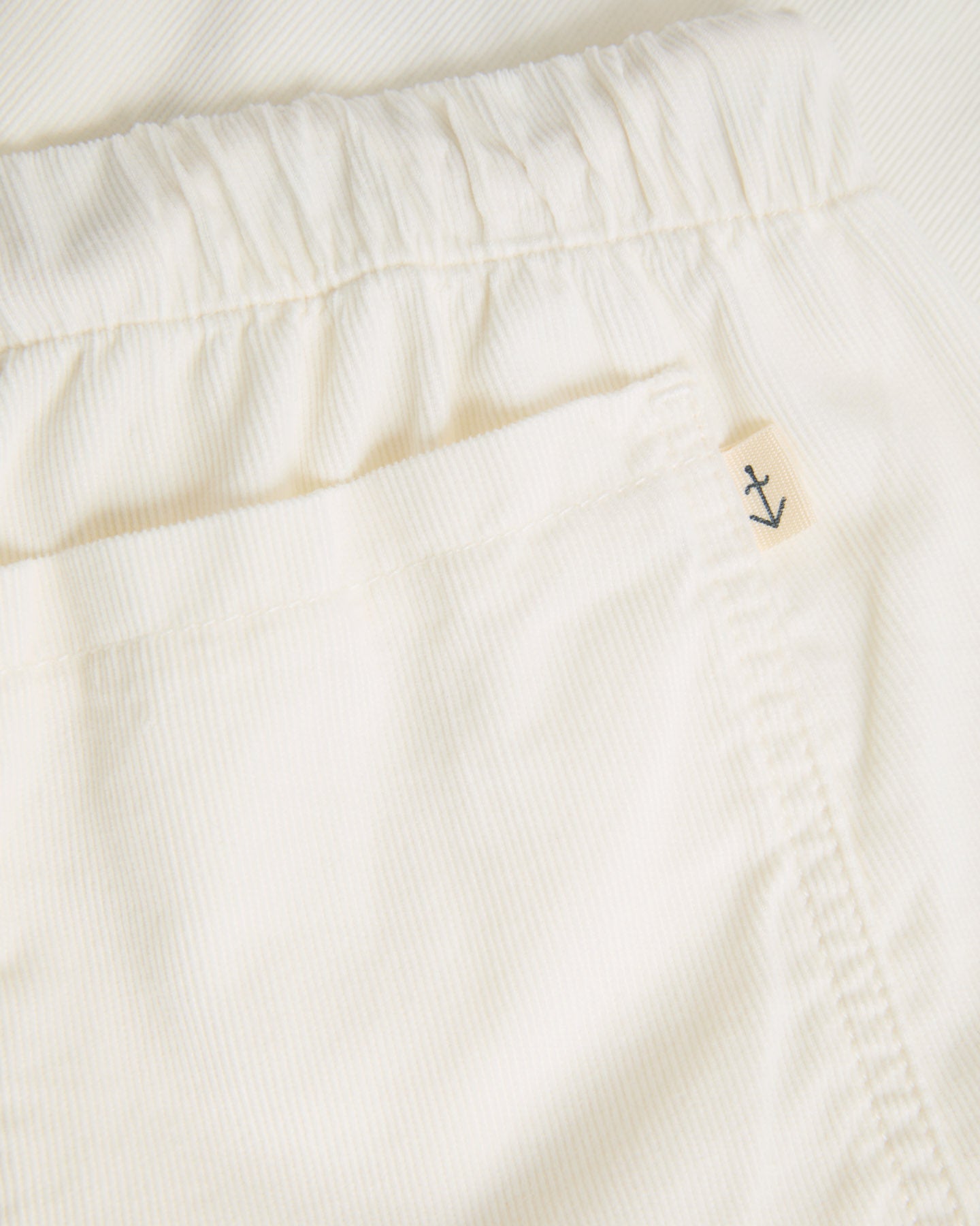 LA PAZ Formigal Shorts In Off White Baby Corduroy