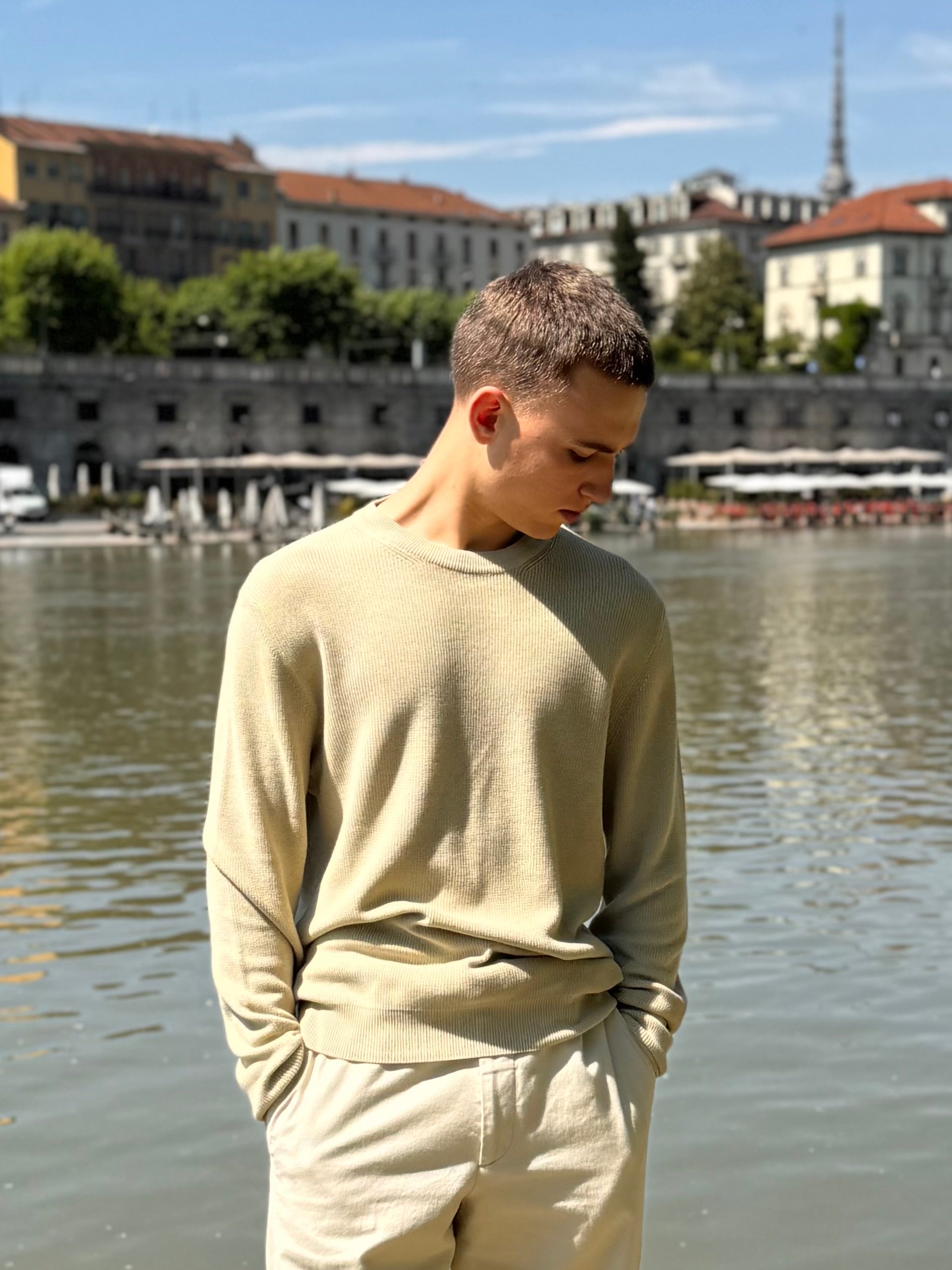 Pull ras du cou en coton italien FRESH René couleur sable
