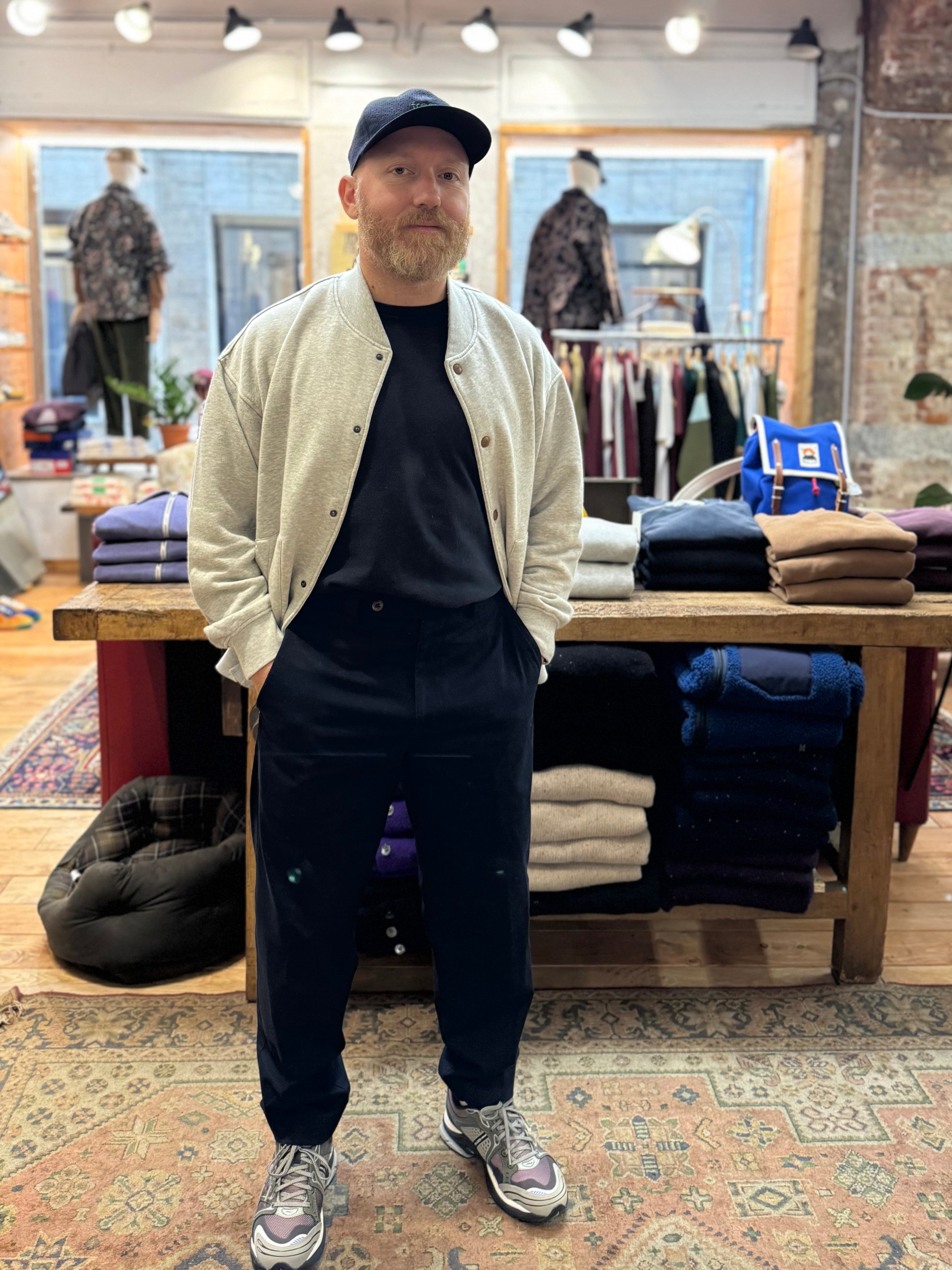 FRESH Harvard Bomber Sweatshirt in Grey