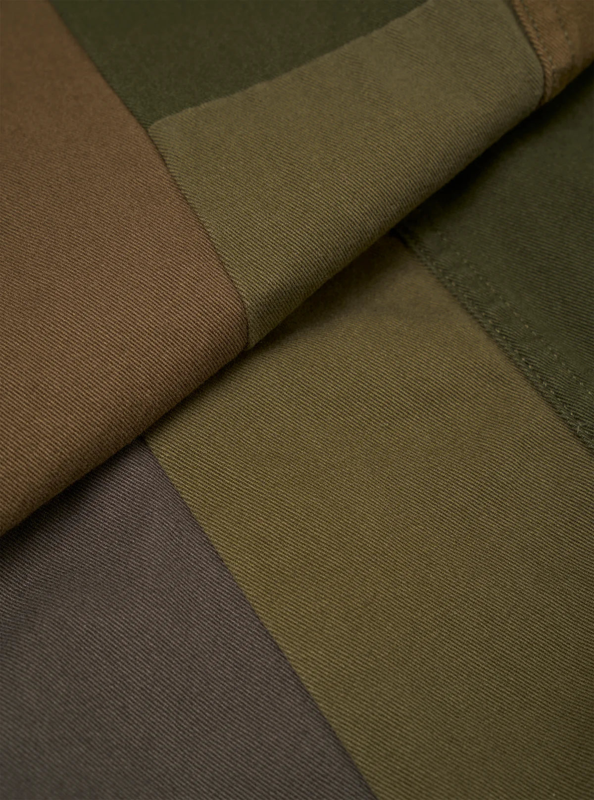 UNIVERSAL WORKS Olive Patchwork Twill MW Fatigue Jacket