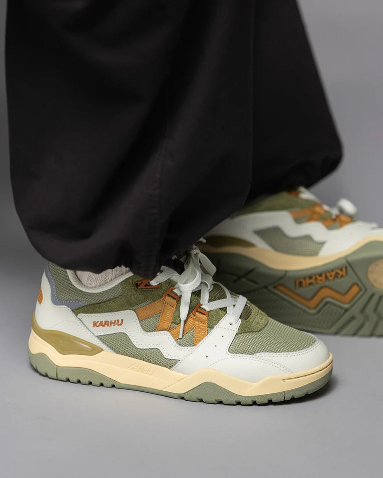KARHU Fusion XT Icicle Oak Buff