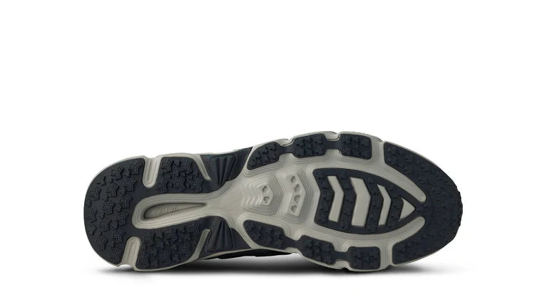 KARHU Super Fulcrum India Ink Black