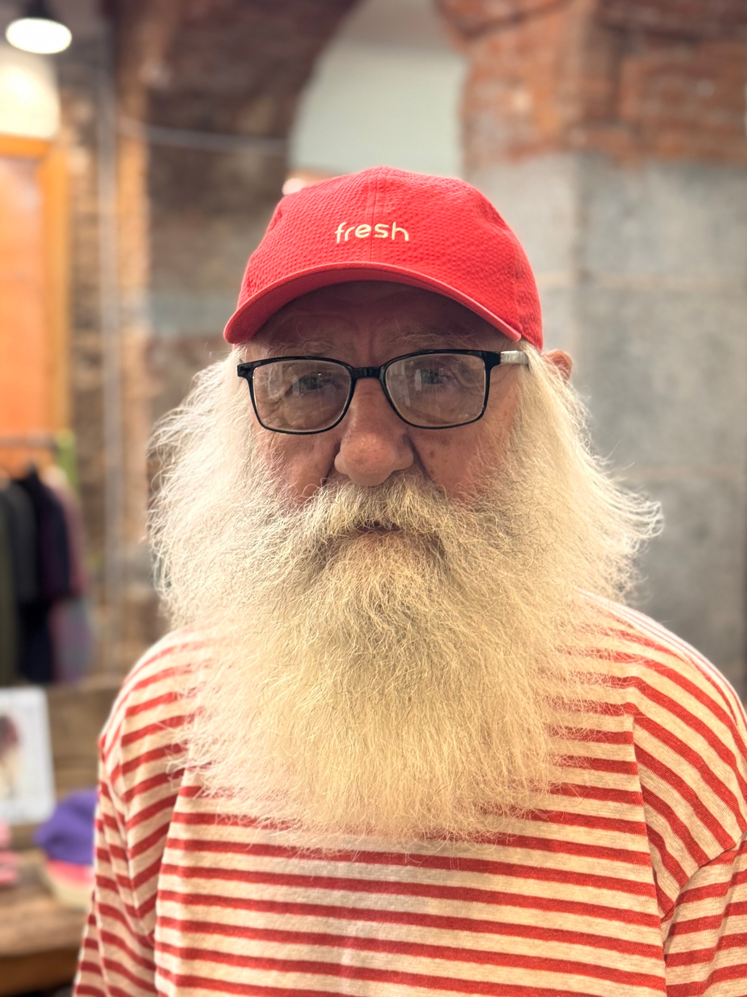 FRESH Seersucker Cap in Red
