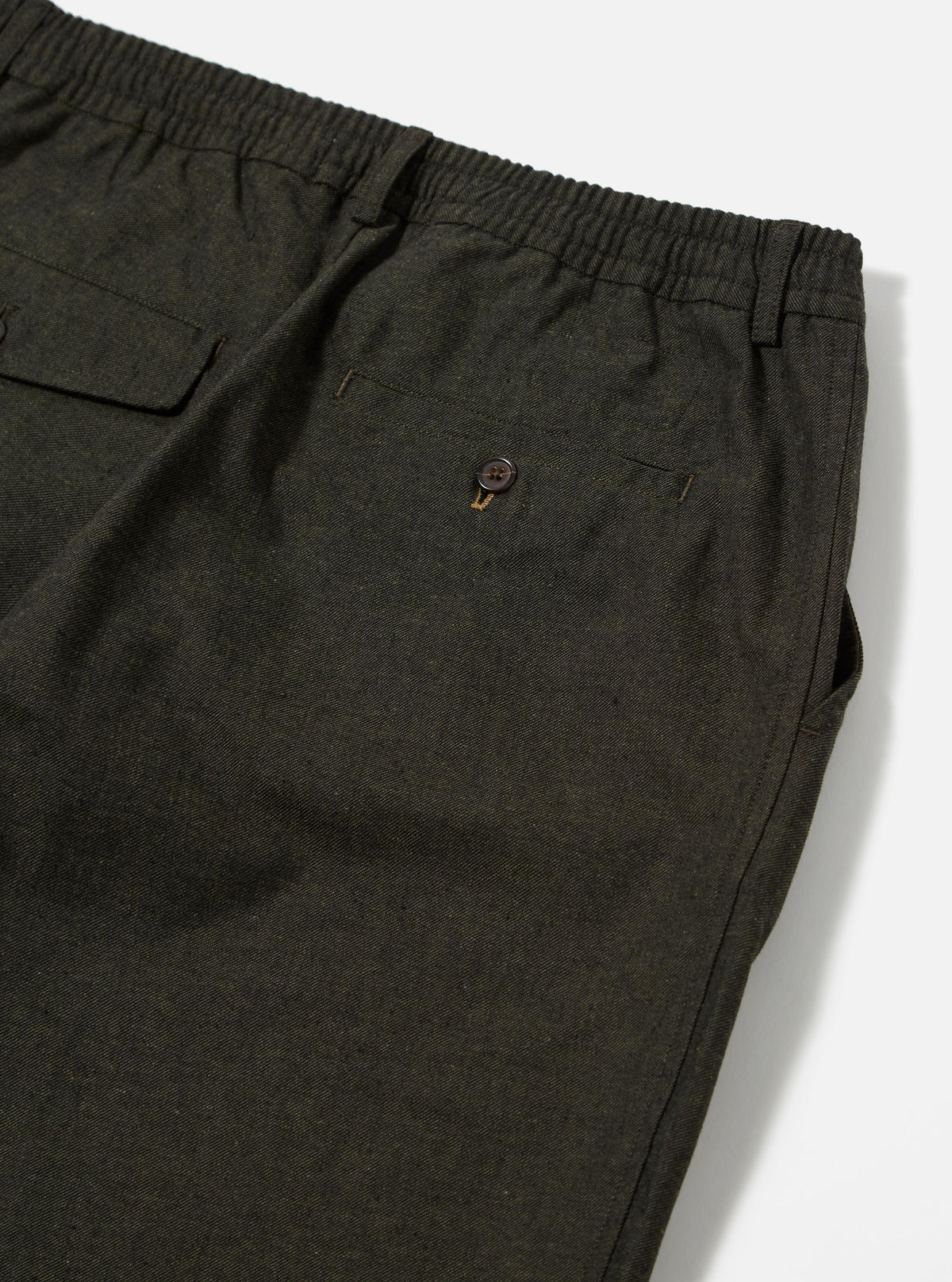 UNIVERSAL WORKS Olive Lucca Suiting Pleated Track Pant