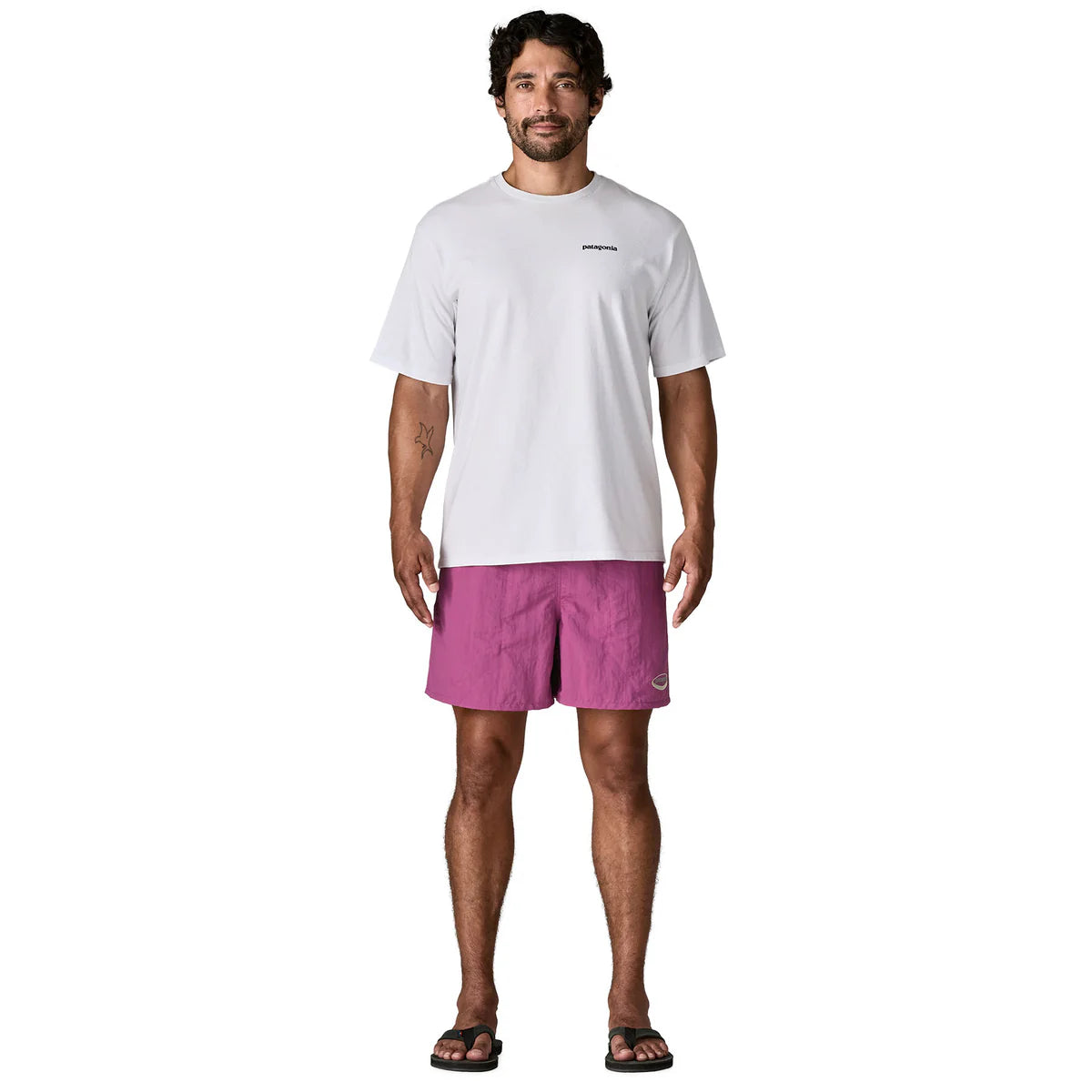 PATAGONIA Men's Baggies™ Shorts - 5" '95 Oval Logo: Magenta Sbiadito