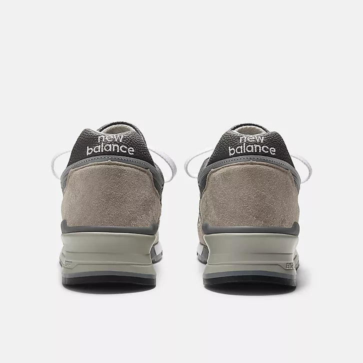 NEW BALANCE 997 Fabriqué aux États-Unis Gris