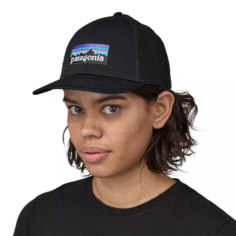 Cappello da camionista PATAGONIA P-6 Logo LoPro Nero