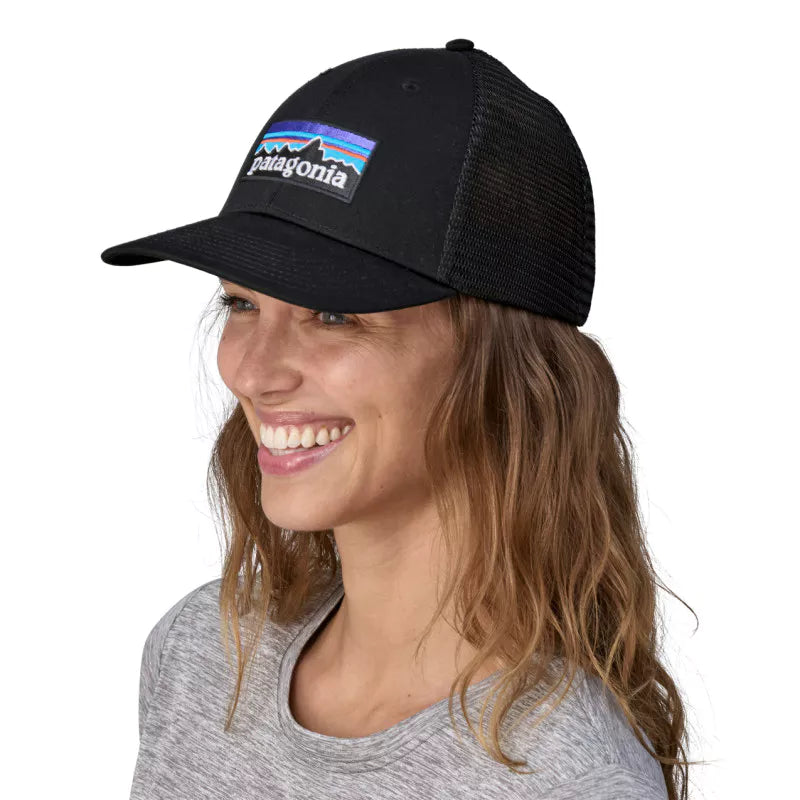Cappello da camionista PATAGONIA P-6 Logo LoPro Nero