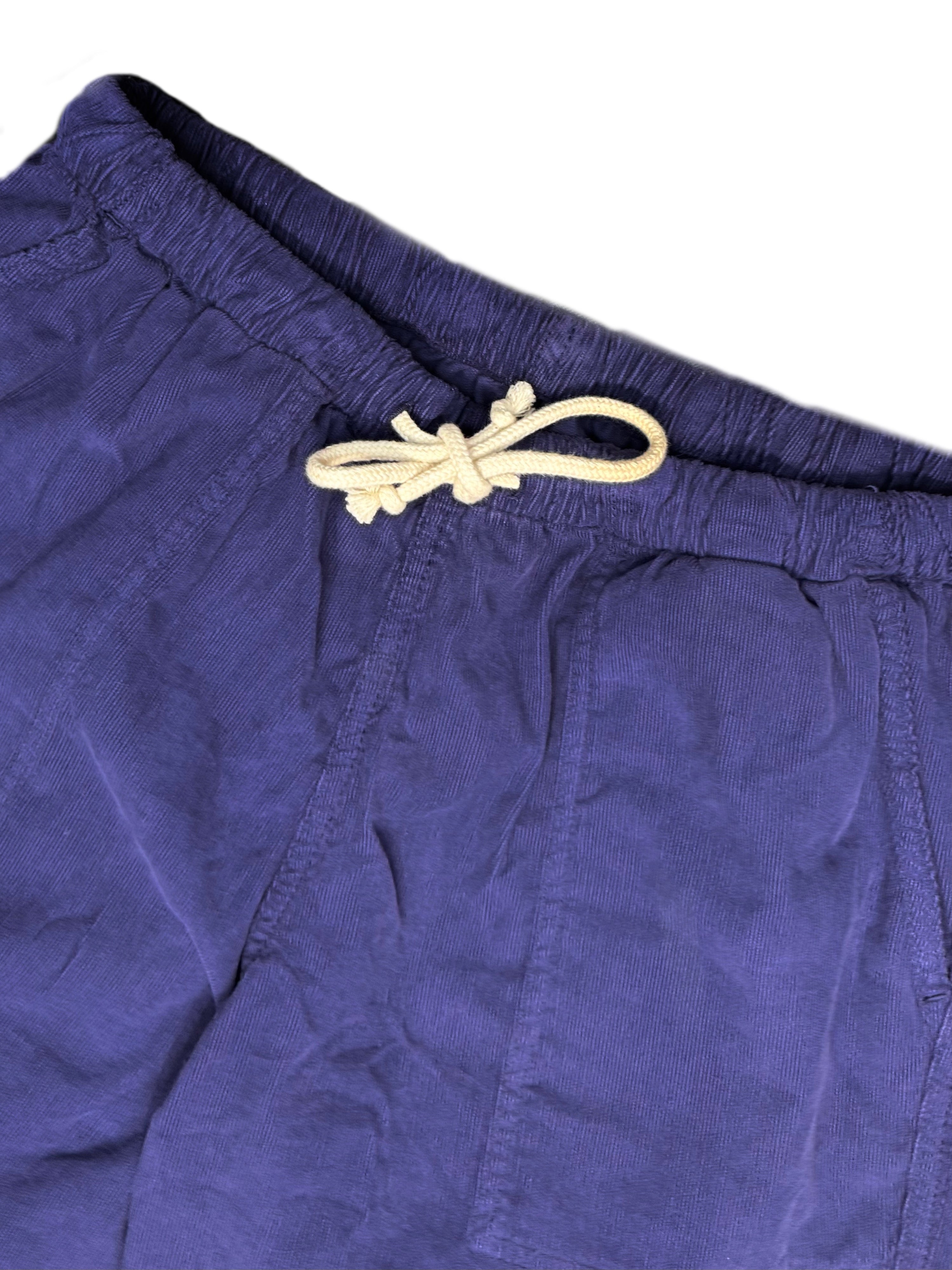 LA PAZ Short Formigal en velours côtelé bleu marine