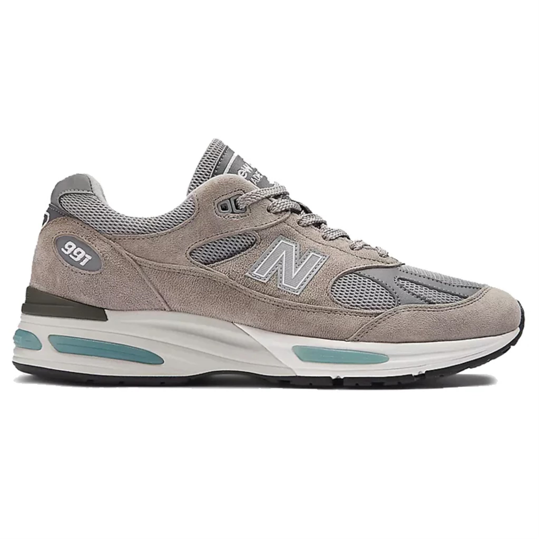 Chaussures NEW BALANCE 991v2 fabriquées au Royaume-Uni, couleur colombe, alliage et argent