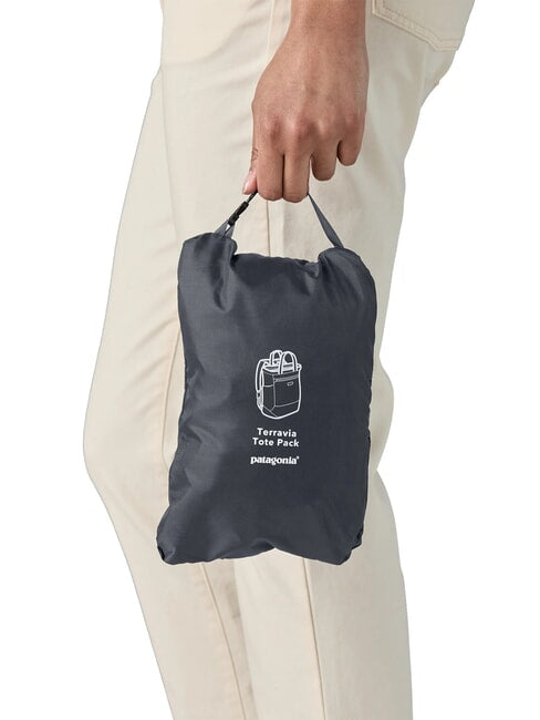 PATAGONIA Terravia Tote Pack 24L Quiet Violet