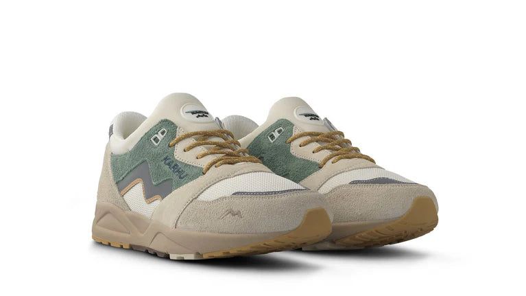 KARHU Aria 95 x MÖLKKY Turtledove Iceberg Green