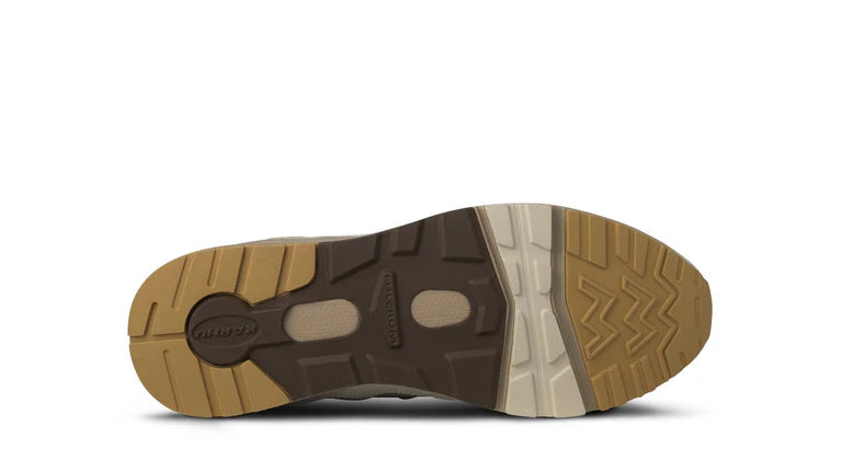 KARHU Aria 95 x MÖLKKY Turtledove Iceberg Green