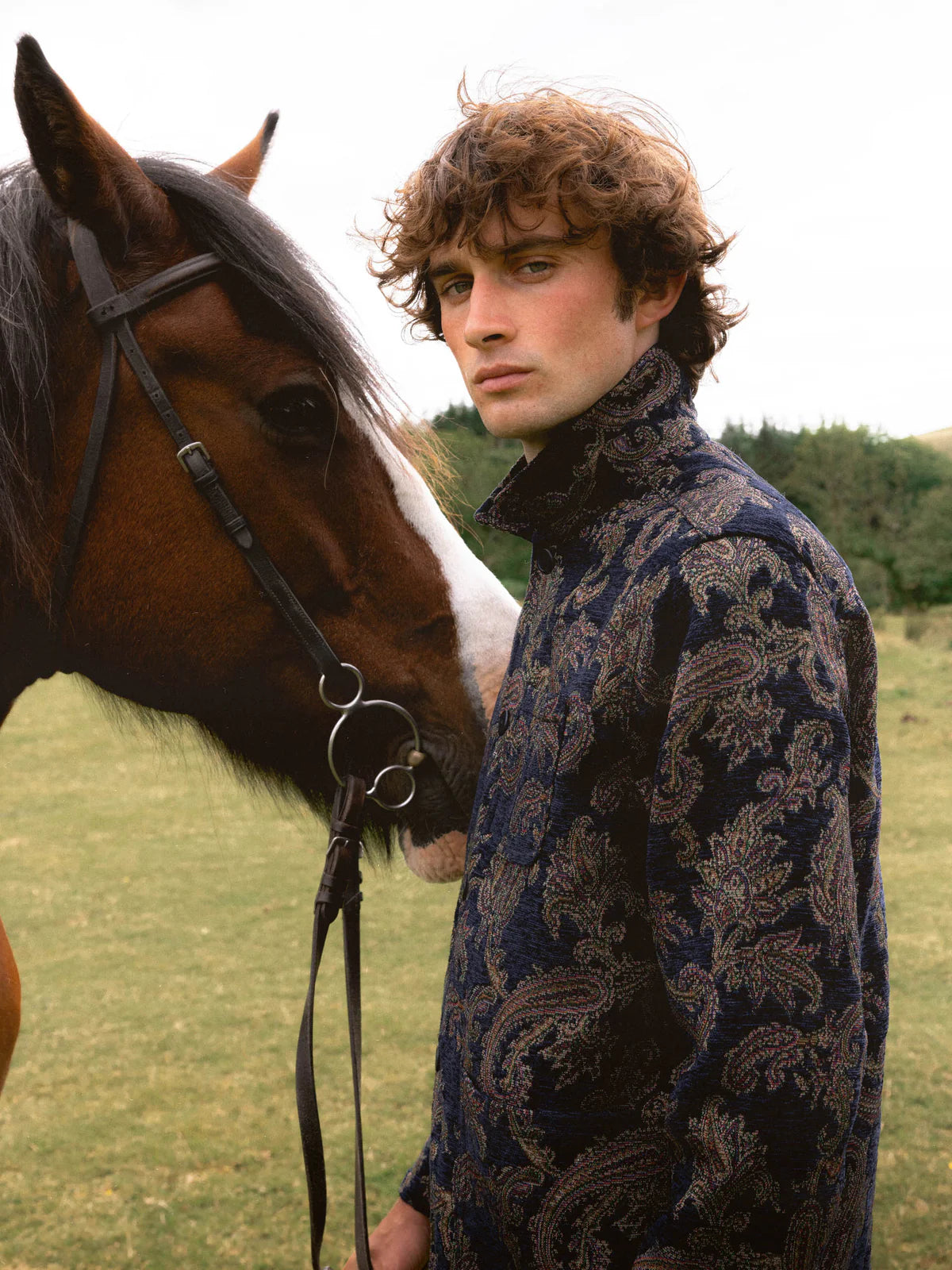 KESTIN Ormiston Jacket in Navy Paisley Jacquard