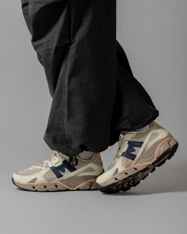 KARHU Super Fulcrum Solitary Star Naval Academy