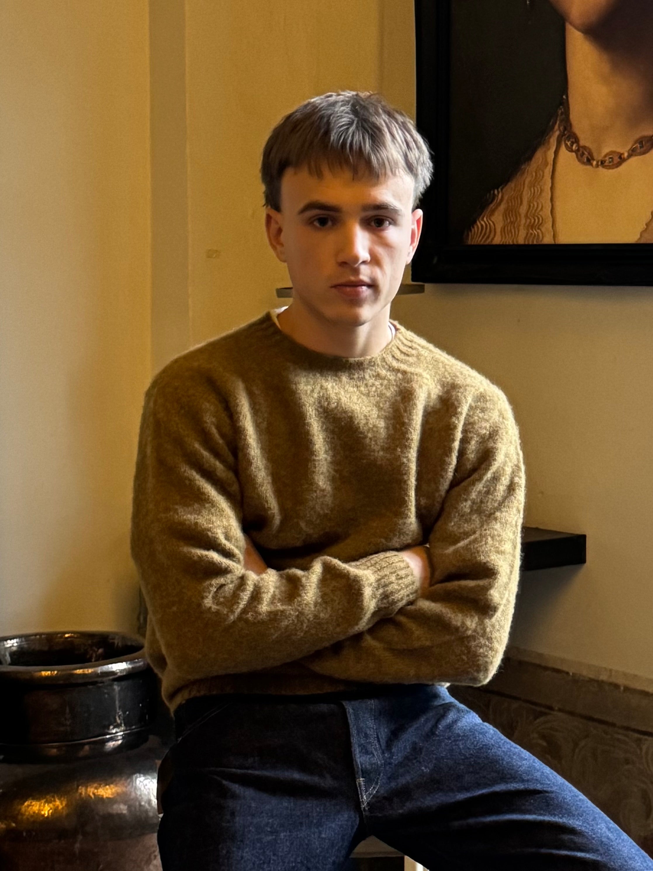 FRESH Sean Scottish Shaggy Wool Jumper In Asparagus