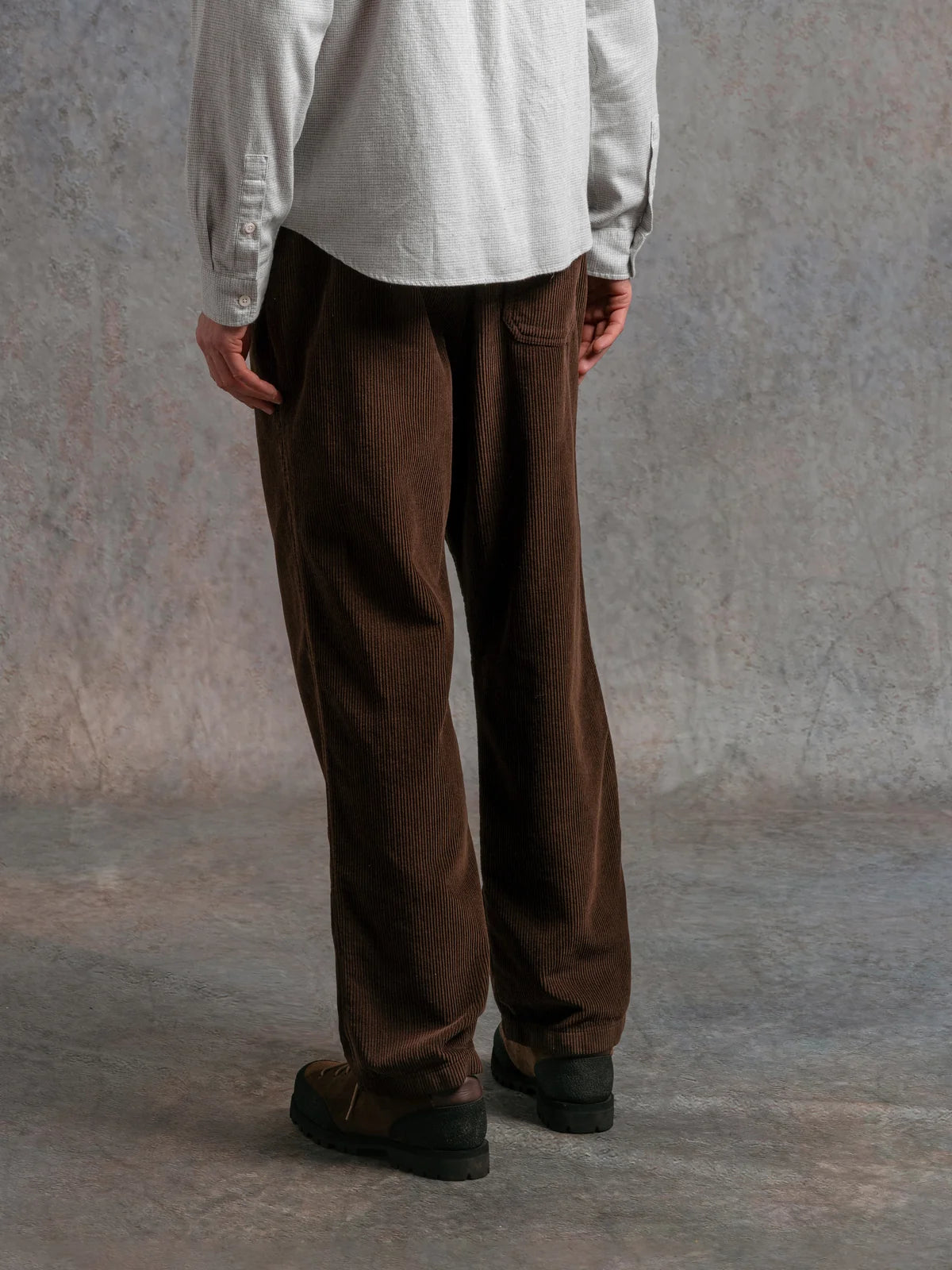 KESTIN Doune Pant in Ink Peat 8-Wale Organic Corduroy