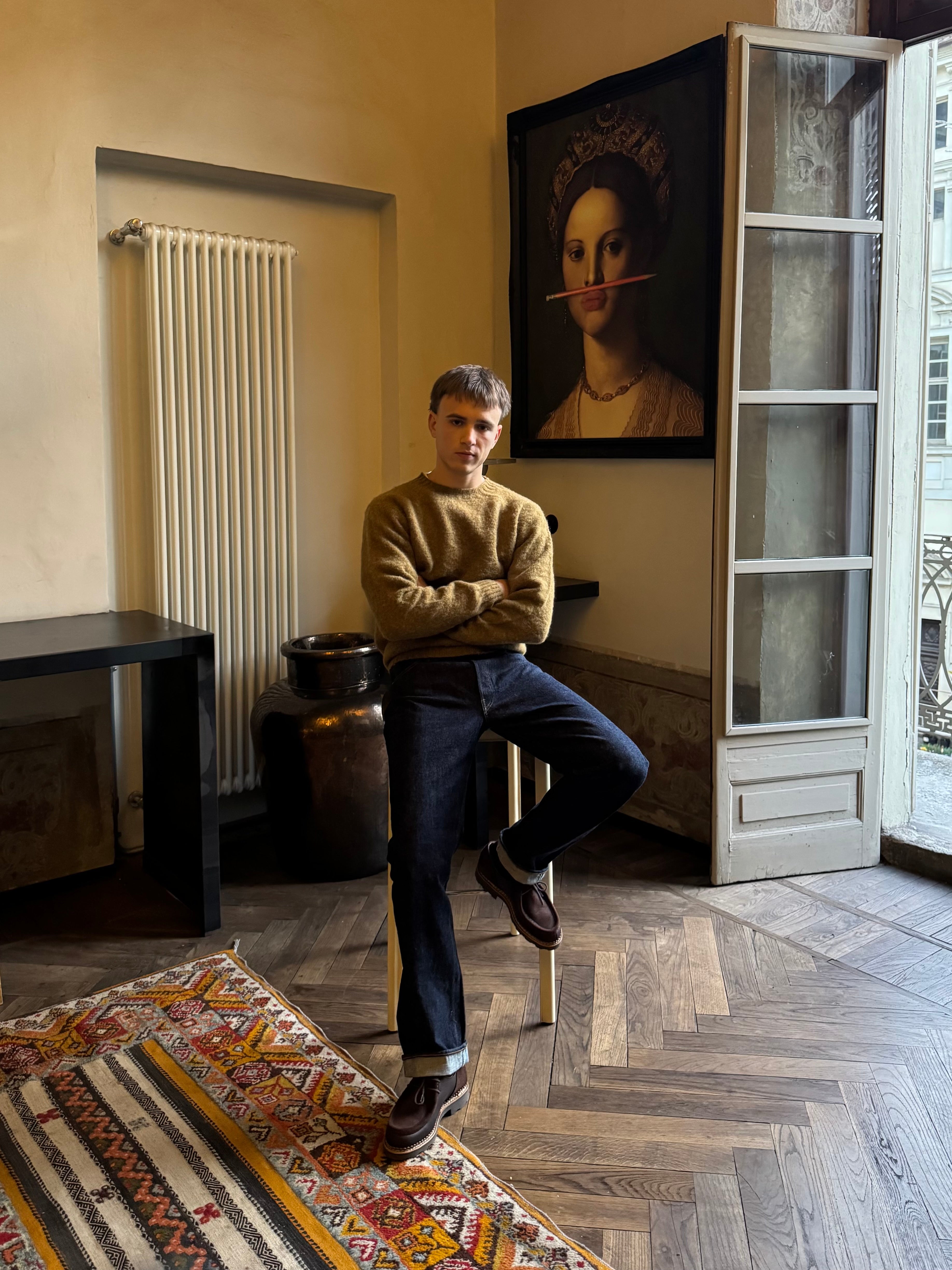 FRESH Sean Scottish Shaggy Wool Jumper In Asparagus