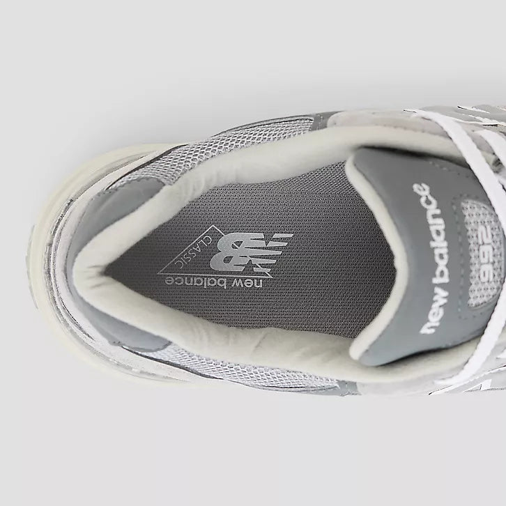NEW BALANCE Made in USA 992 Shoes Grey With Grey 006 and White