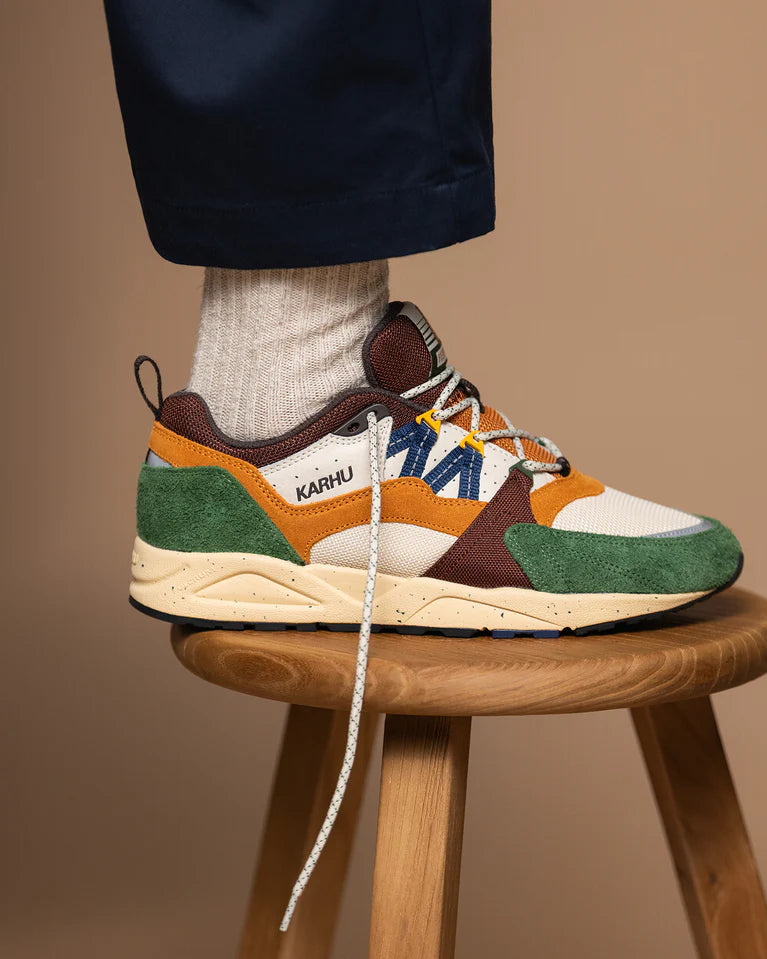 KARHU Fusion 2.0 Douglas Fir Navy Peony