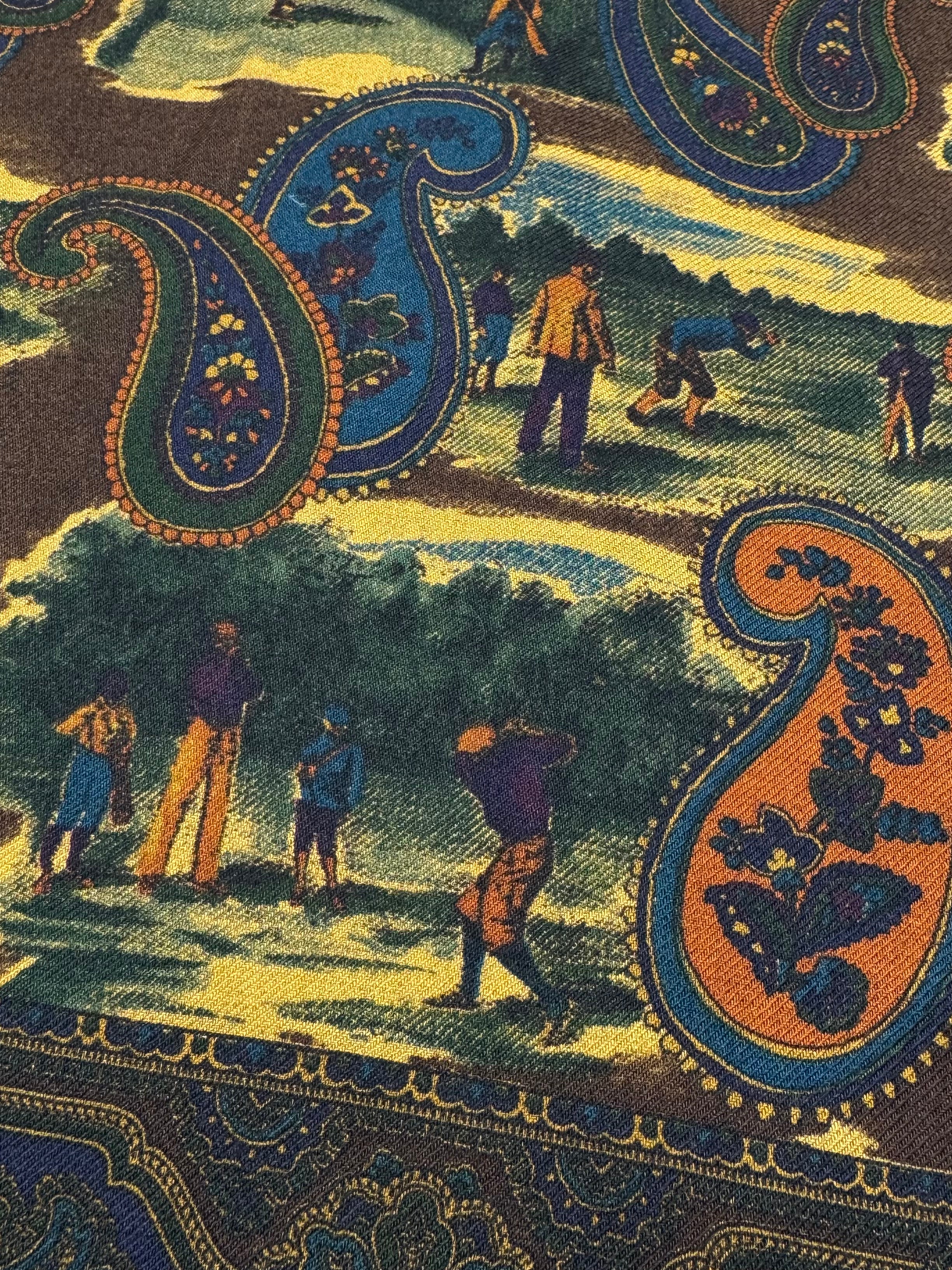 FRESH Wool Scarf in Golf Paisley