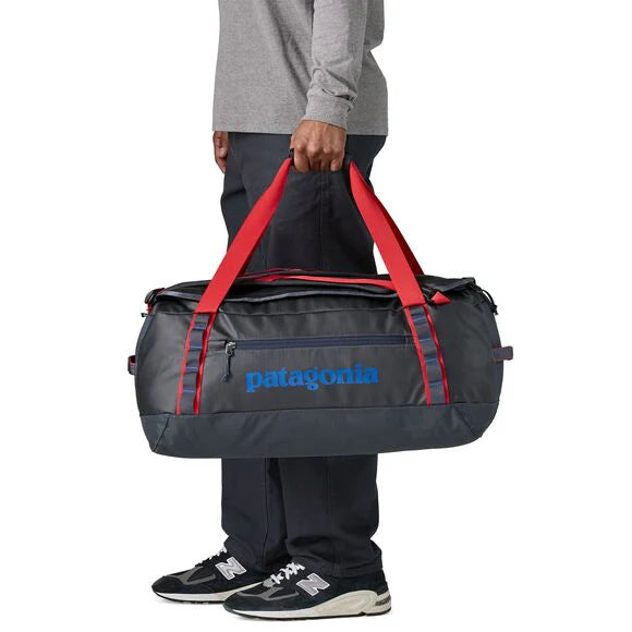 PATAGONIA Black Hole® Duffel 55L Smolder Blue Amanita Red SMRE