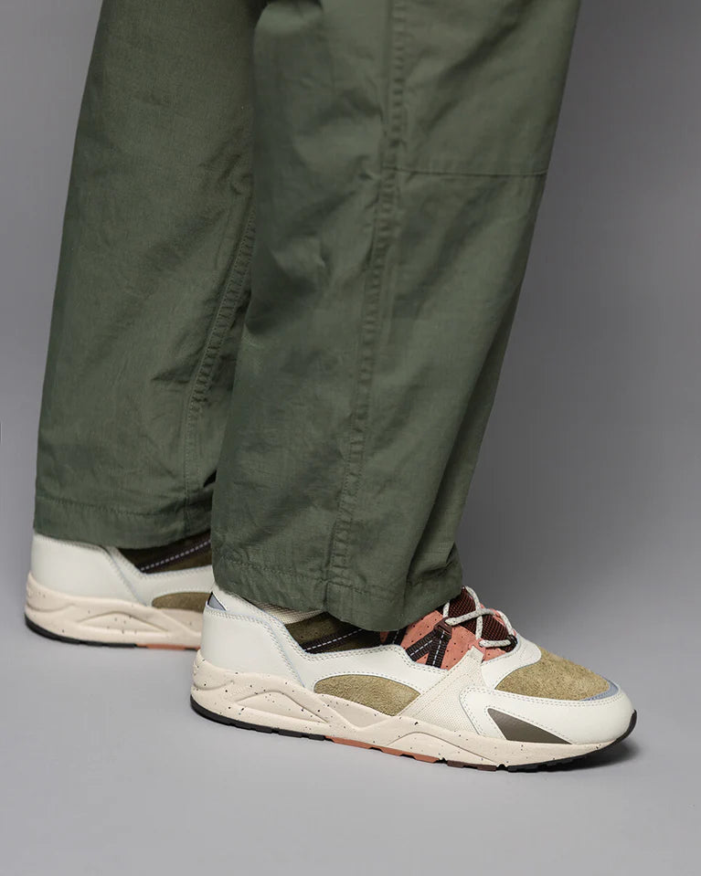 KARHU Fusion 2.0 Lily White Mole