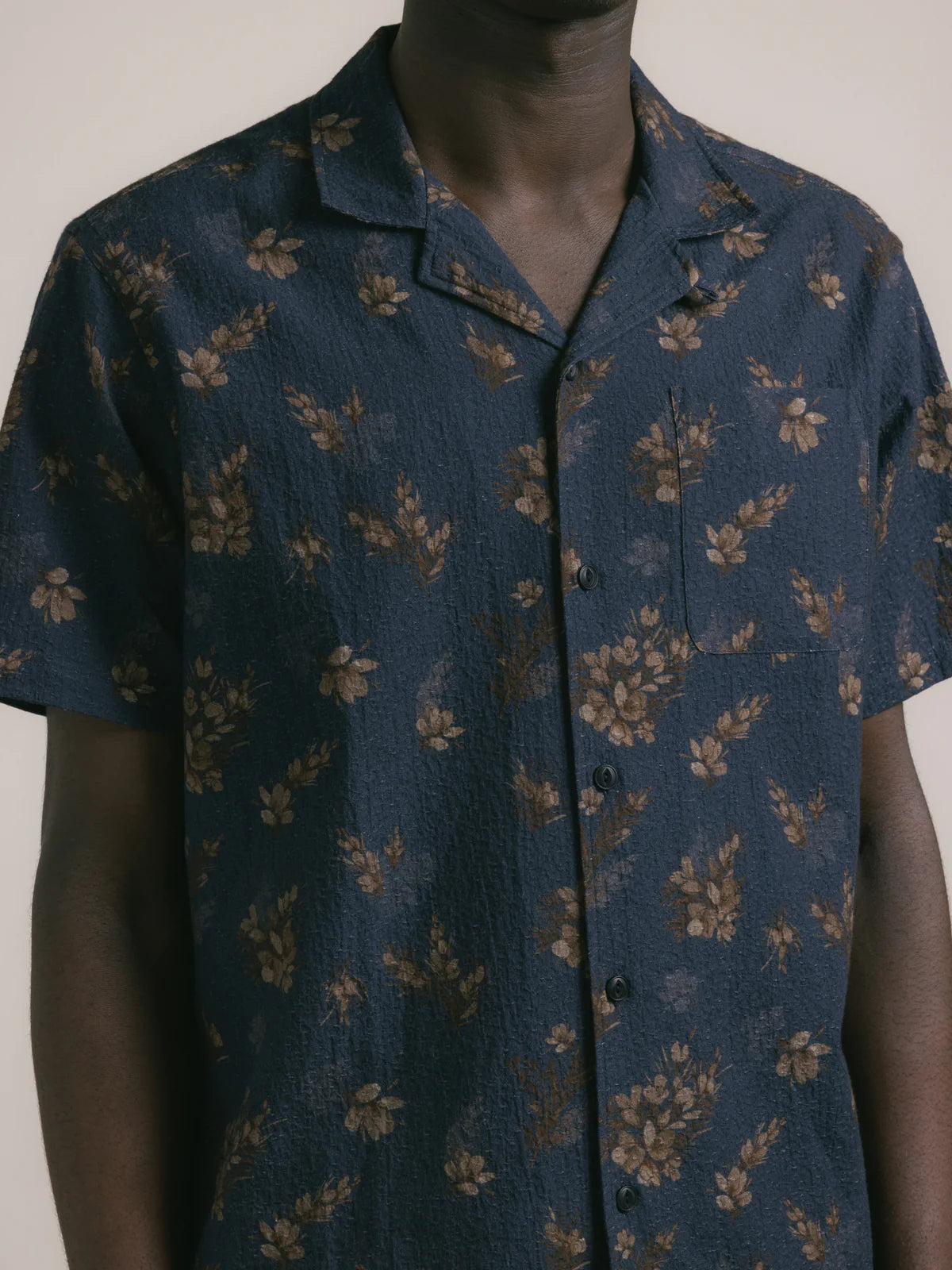 KESTIN Crammond Shirt in Dark Navy Gorse Print Cotton