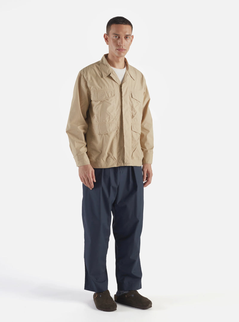 UNIVERSAL WORKS Parachute Field Jacket In Sand Recycled Poly Tech