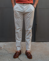 FRESH Cotton Lyocell One-Pleat Chino Pants In White Milk