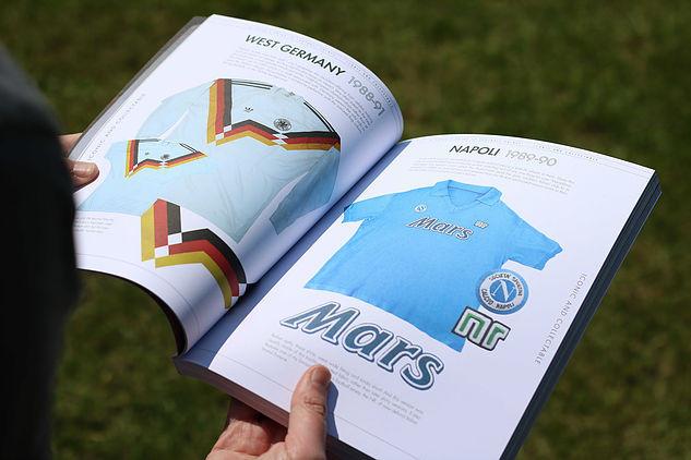 NEAL HEARD Book: "Football Shirts - A Connoisseurs Guide" by Ebury Books (Soccer Jerseys)"