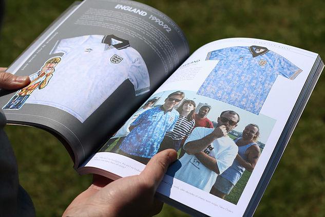 NEAL HEARD Book: "Football Shirts - A Connoisseurs Guide" by Ebury Books (Soccer Jerseys)"