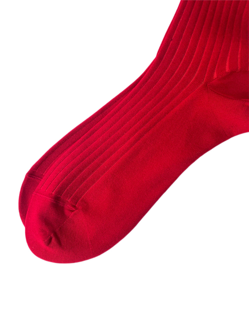 FRESH Cotton Mid-Calf Lenght Socks In Red