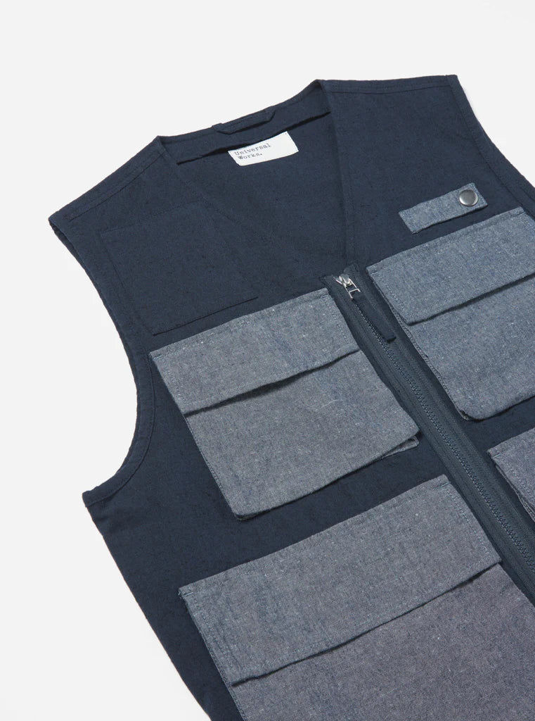 UNIVERSAL WORKS Photographers Gilet In Navy Grey Lord Cotton Linen